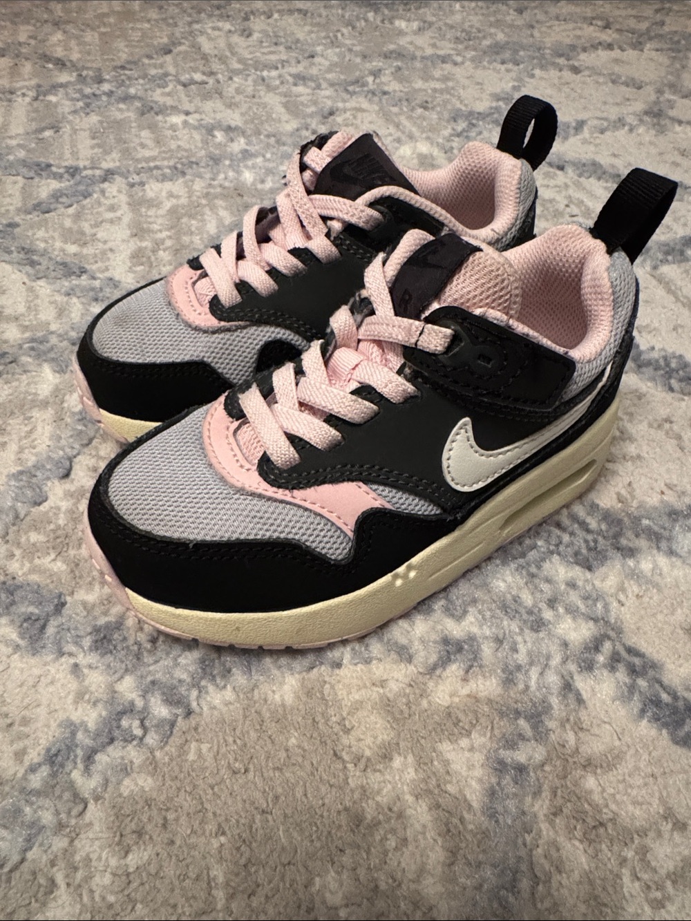 Nike Toddler Size 8 Pink, Black & White Low-Top Sneakers